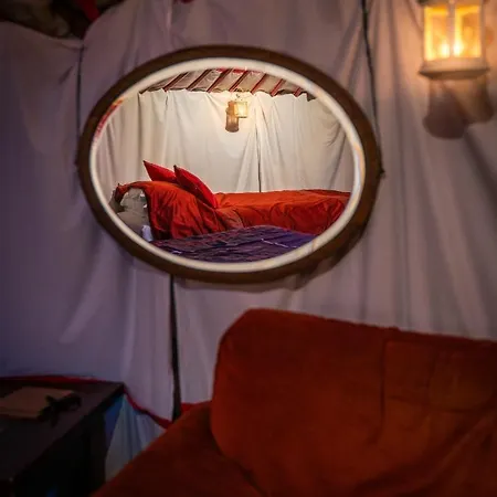 Yurt 2 *